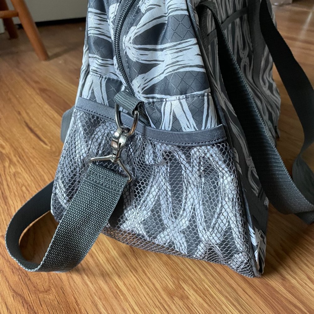 thirty one All In Tote in Charcoal Links - Picture 5 of 11